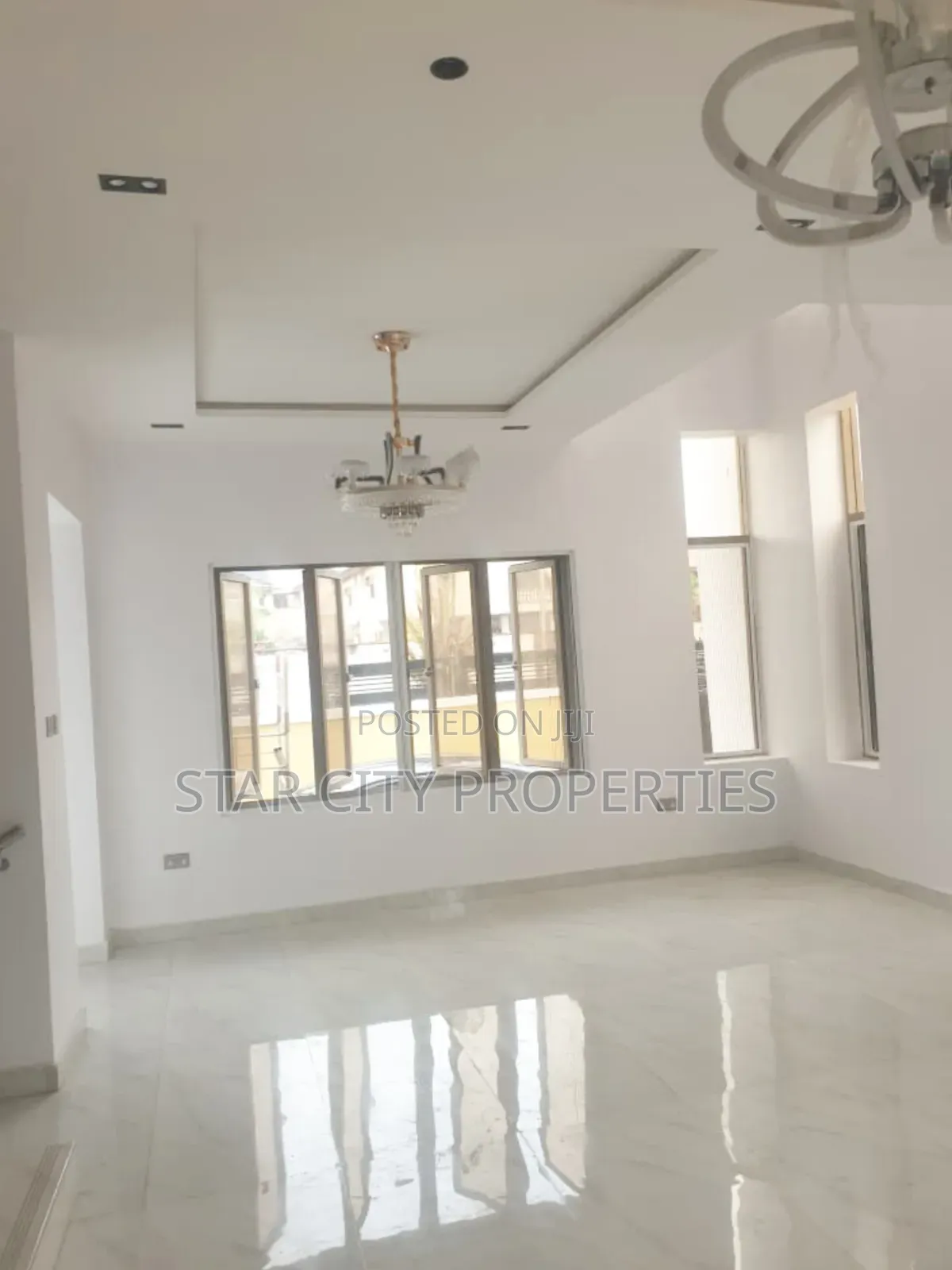 5bdrm Duplex in Magodo Gra Phase 2 for sale in Magodo Isheri