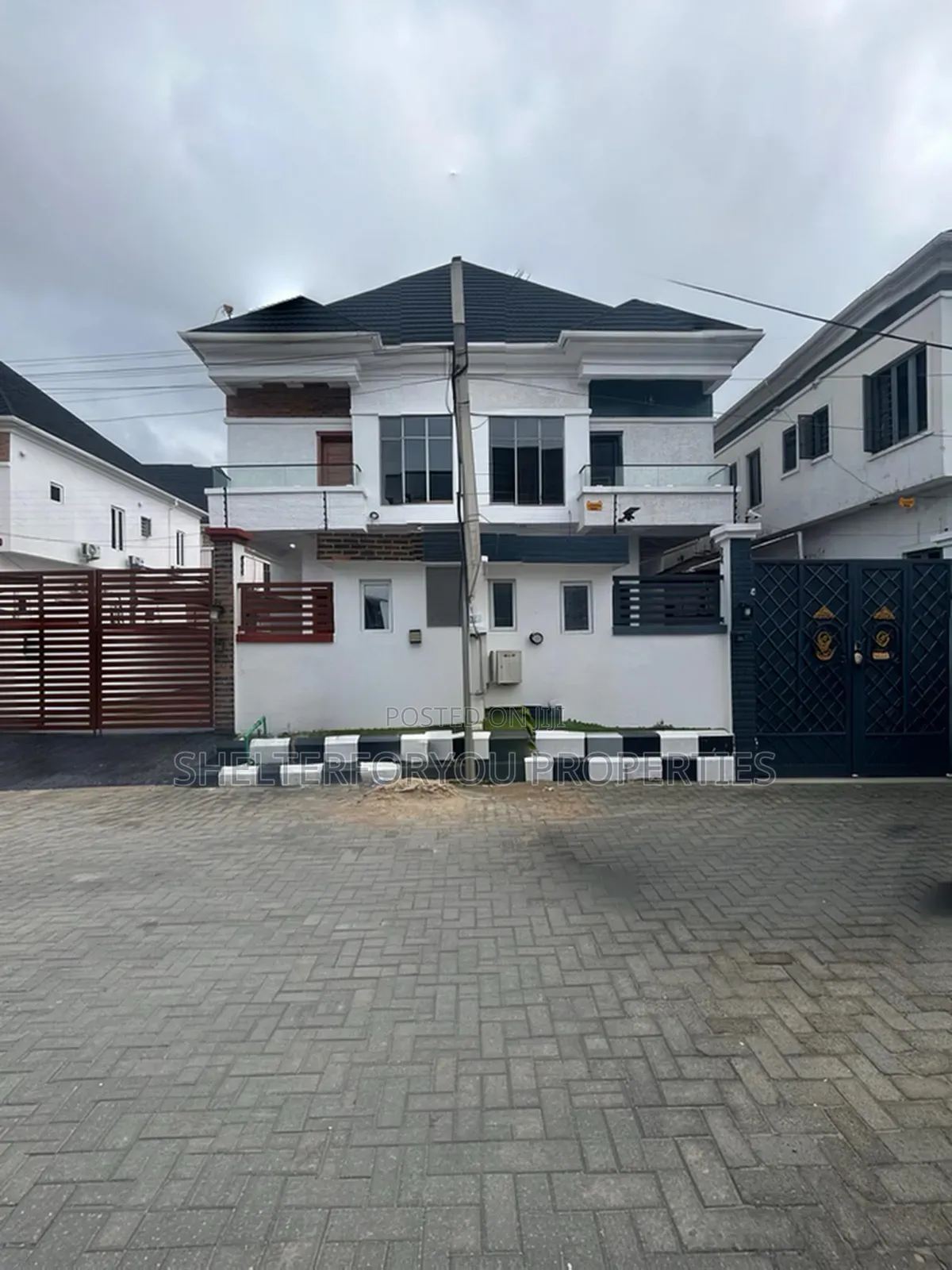 4bdrm Duplex in Lekki Expressway for rent in Lekki Expressway