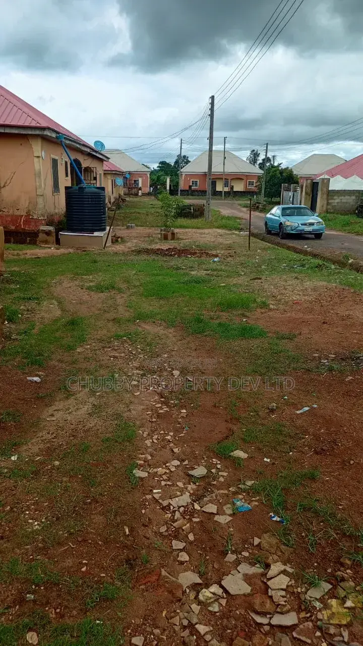 2bdrm Bungalow in Chubby Property, Umuahia for sale in Umuahia