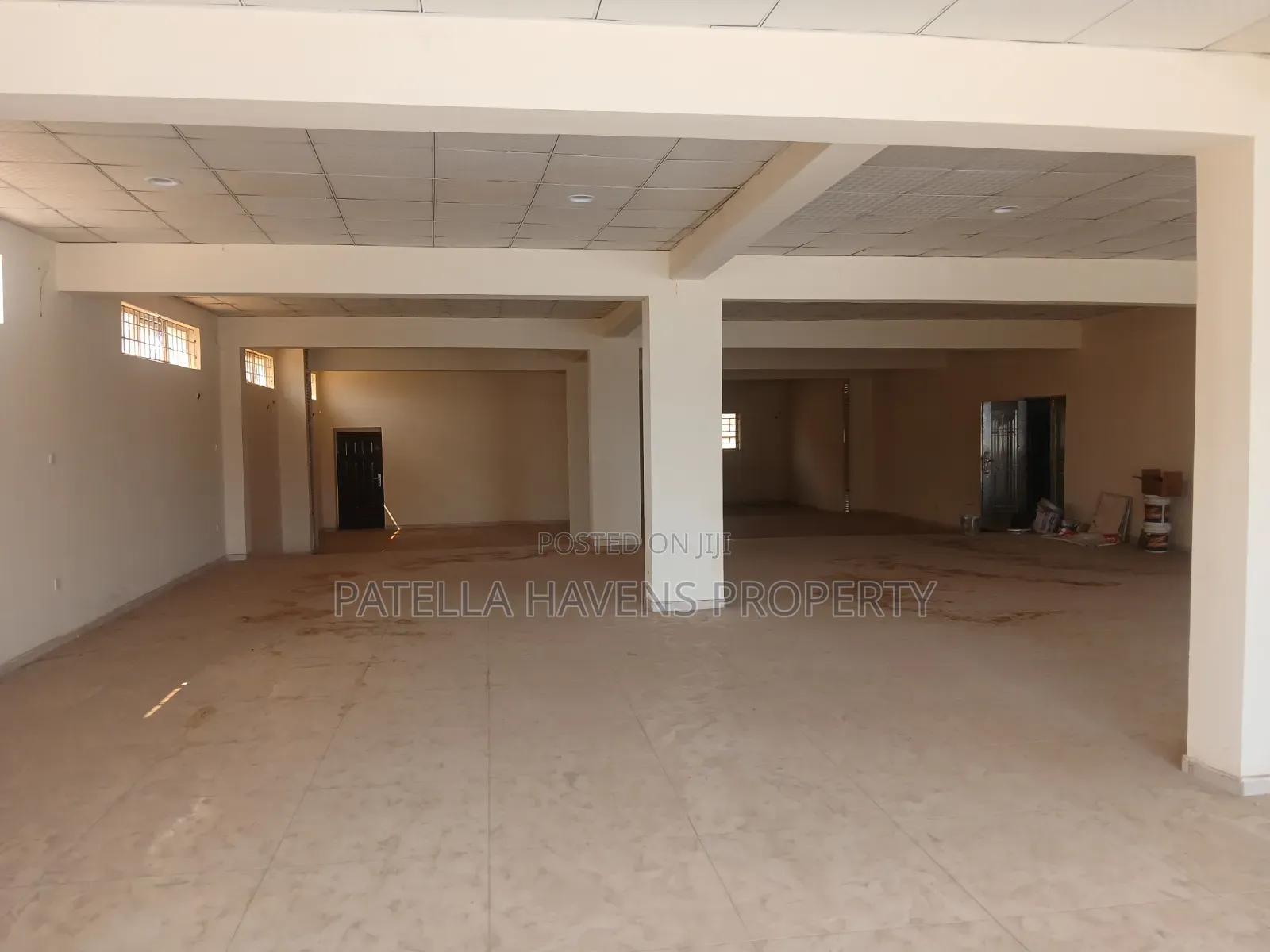 Ground Floor (350sqm Space,Open Floor) in Life Camp