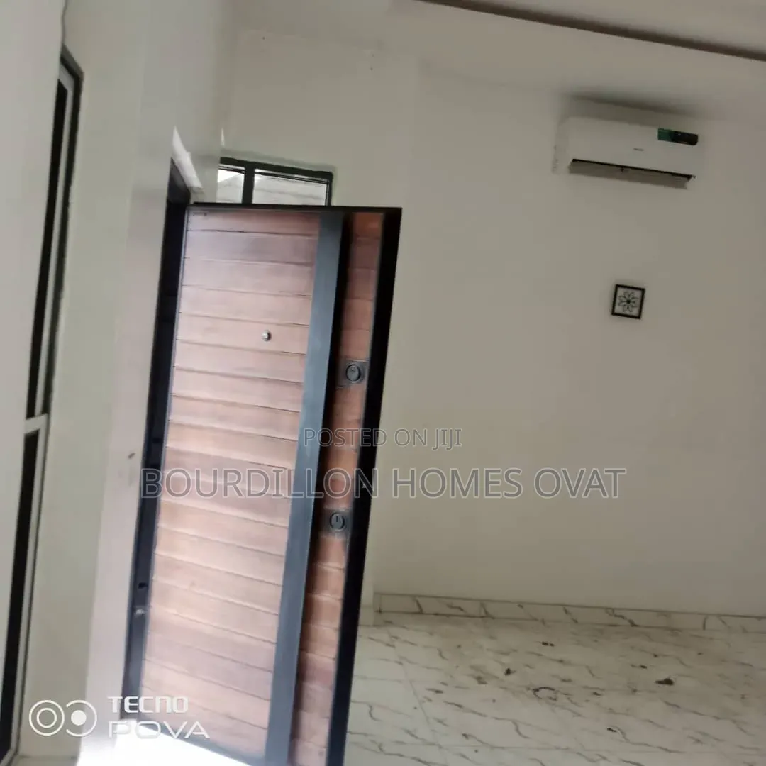 Furnished 4bdrm Duplex in Ikota Villa Estate for rent in Ikota