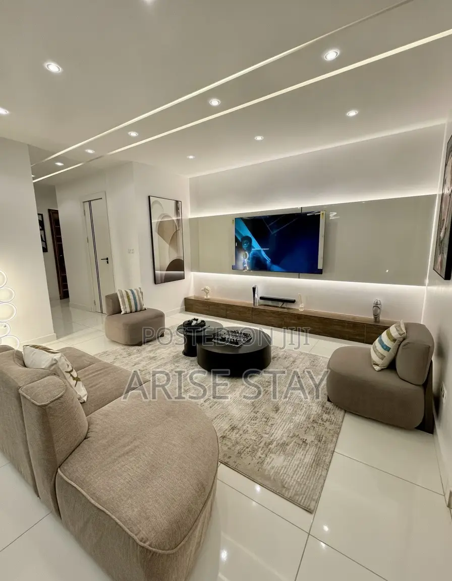 2-Bedroom Shortlet With Pool Gym | Ikate Elegushi Lekki in Ikate-Elegushi