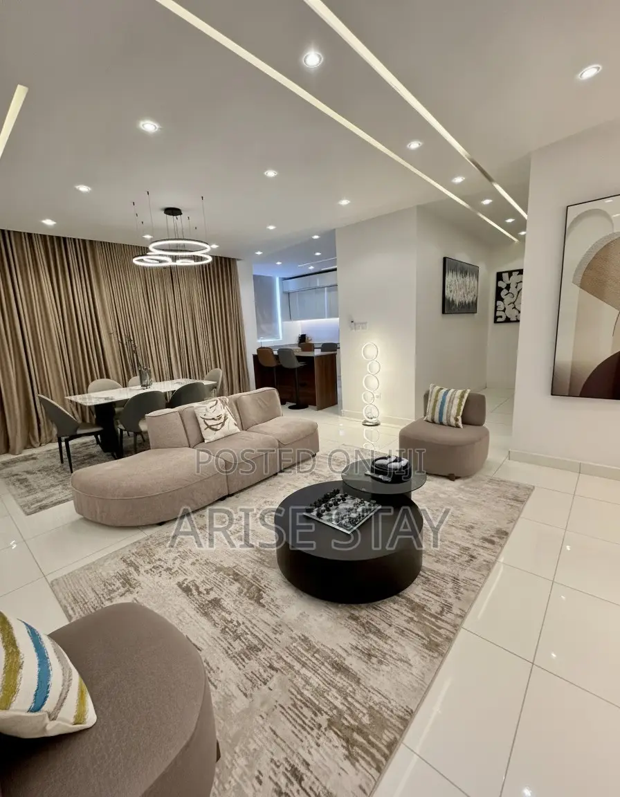 2-Bedroom Shortlet With Pool Gym | Ikate Elegushi Lekki in Ikate-Elegushi