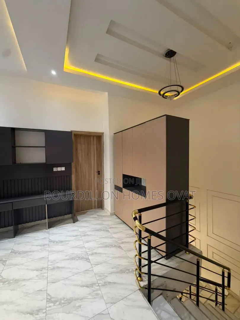 4bdrm Duplex in Orchid Road Lekki for rent in Lekki Expressway