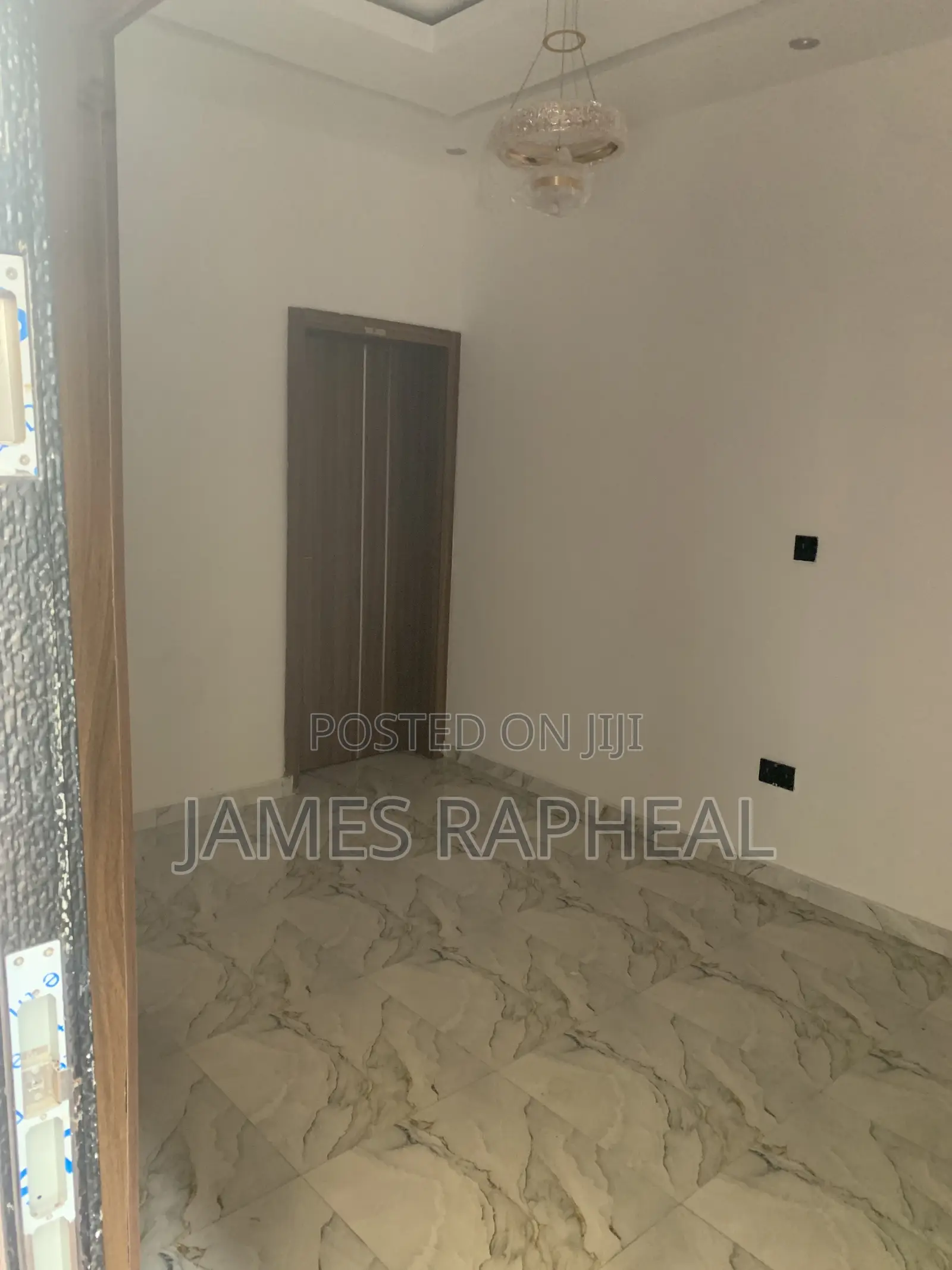 3bdrm Apartment in Rb Emerald, Ebute Metta for sale in Ebute Metta