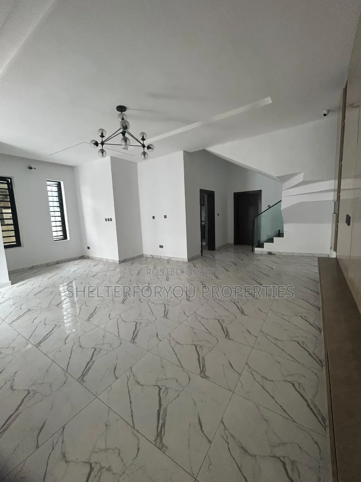 4bdrm Duplex in Lekki Expressway for sale in Lekki Expressway