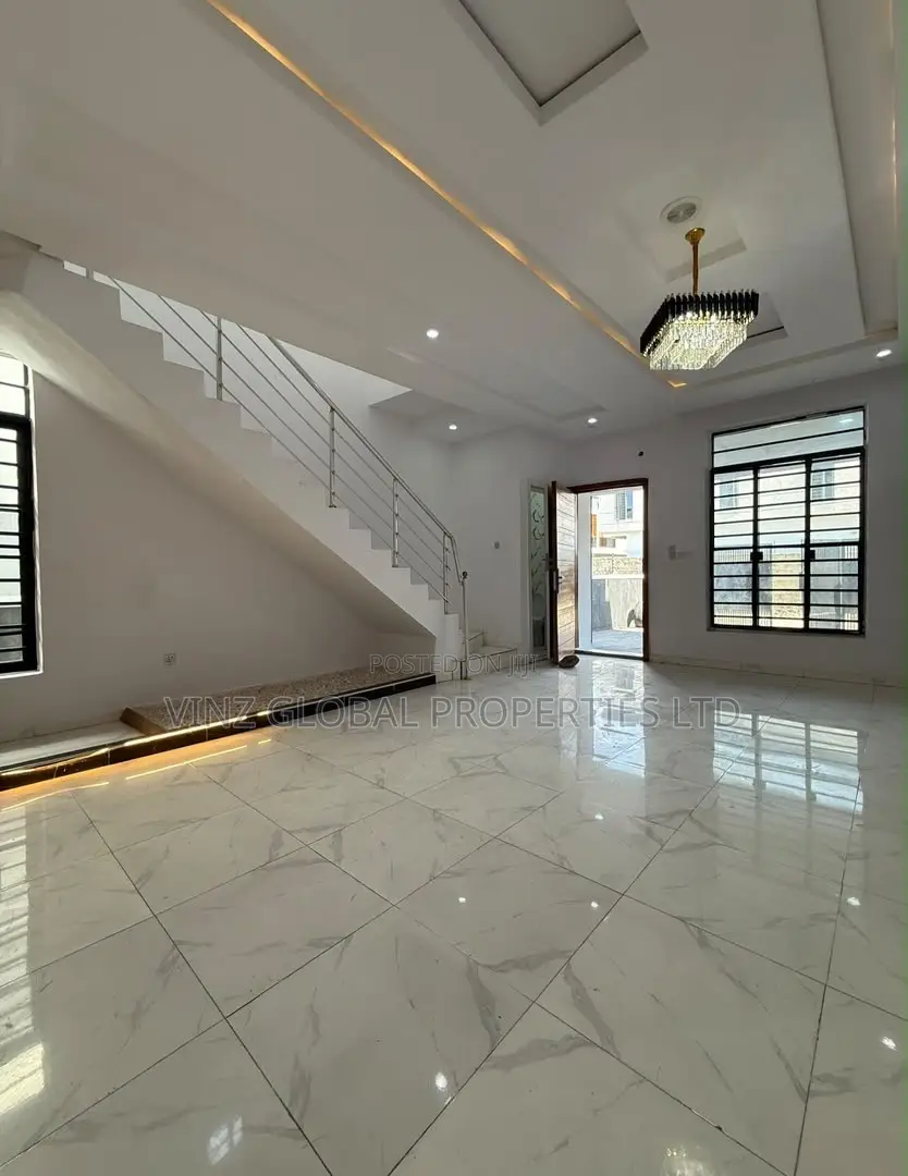 3bdrm Duplex in Lekki for rent in Lekki