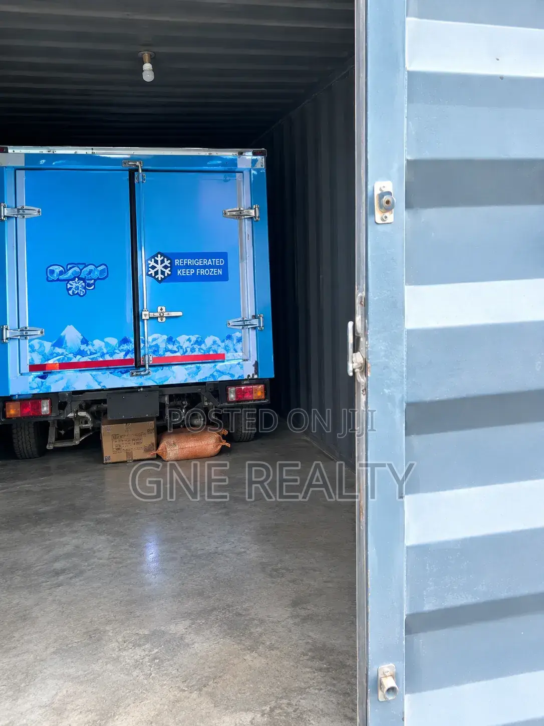 Mini Warehouse to Let in Ago Palace