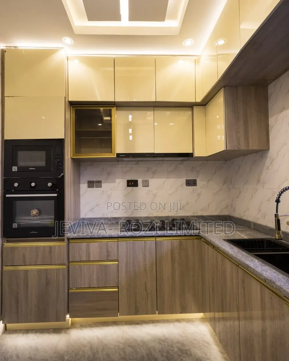 5bdrm Duplex in Mbora for rent in Mbora