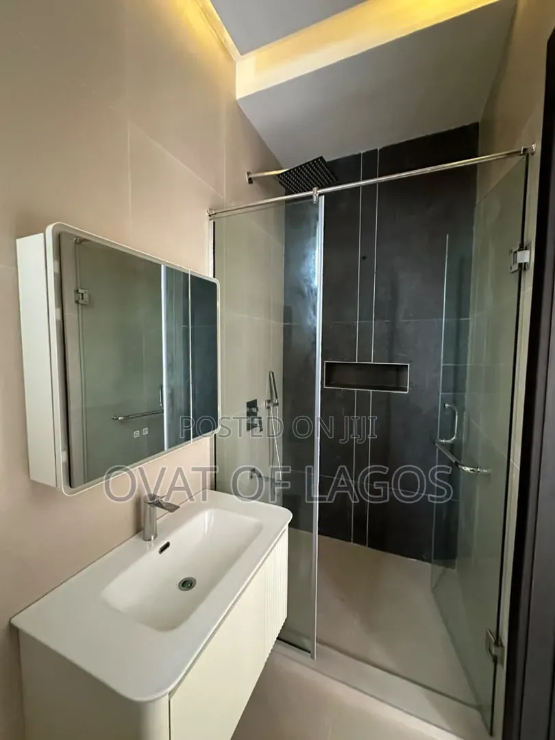 2bdrm Apartment in Lekki Phase 1 for sale in Lekki Phase 1