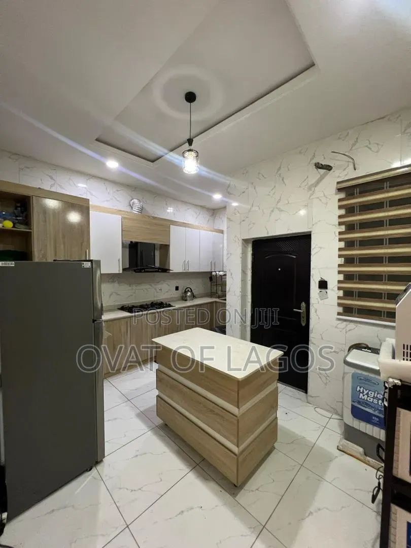 Furnished 2bdrm Apartment in Harris Drive, VGC / Ajah for sale in VGC / Ajah