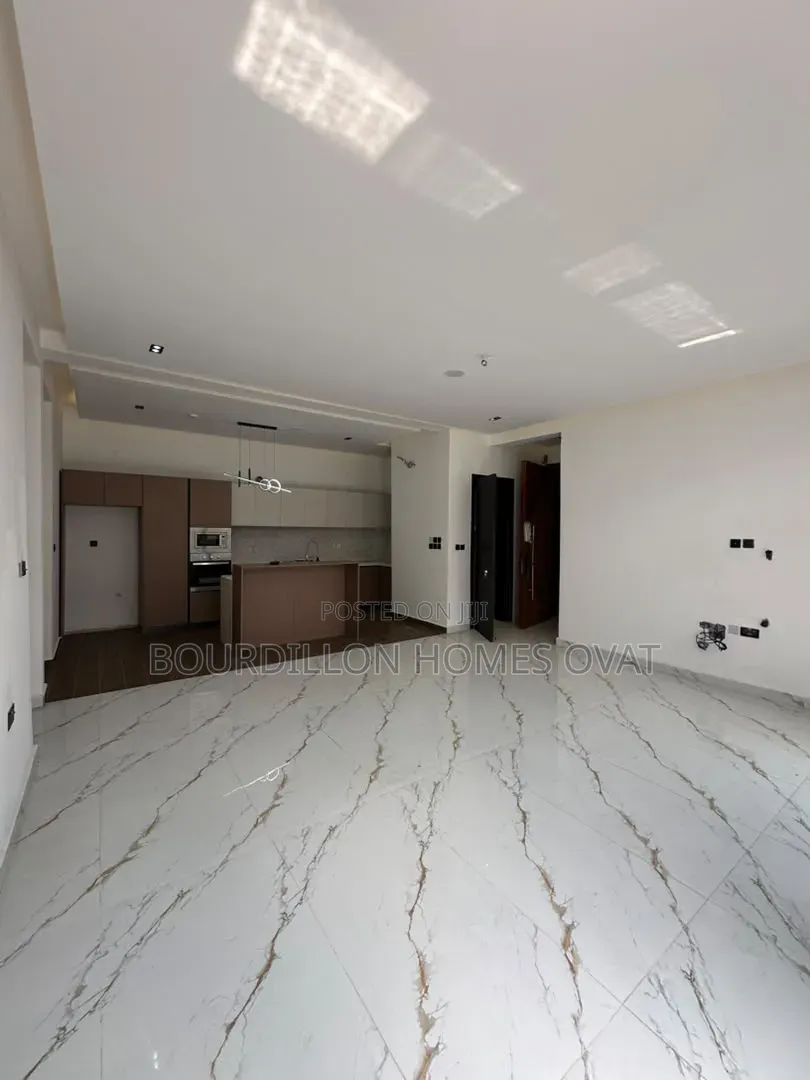 2bdrm Apartment in Lekki Phase 1 for sale in Lekki Phase 1