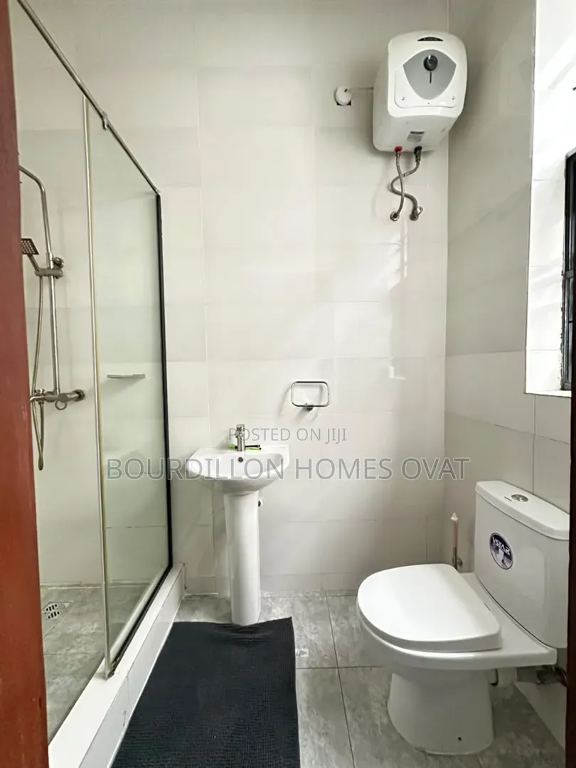 5bdrm Duplex in Orchid Lekki Lagos for sale in Lekki Expressway