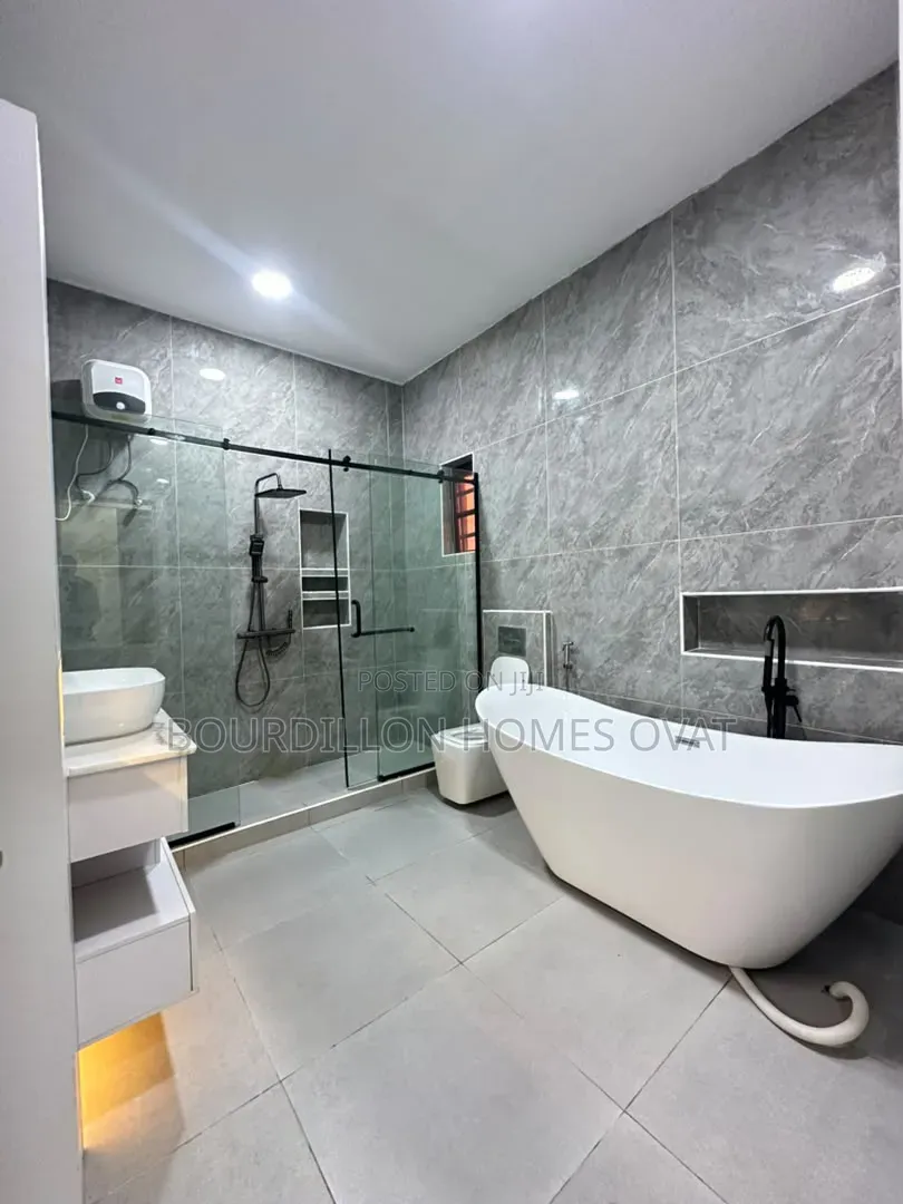 4bdrm Duplex in Ajah Lagos for sale in Ado / Ajah