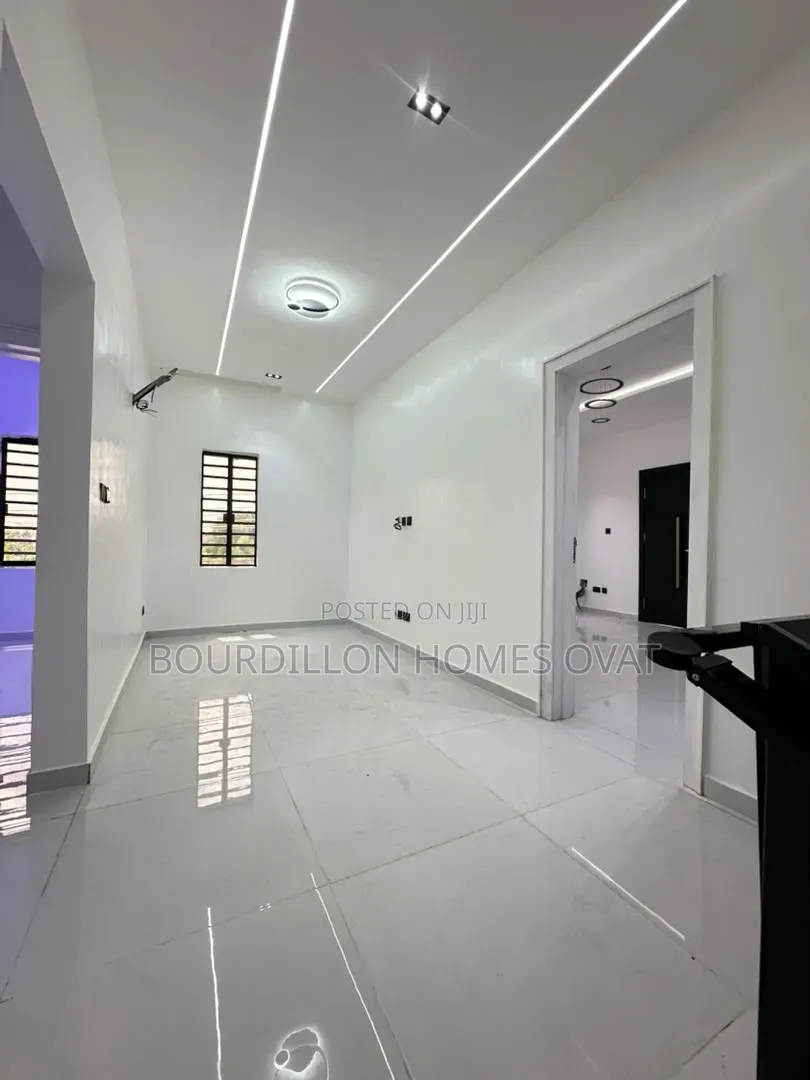 4bdrm Duplex in Ajah Lagos for sale in Ado / Ajah