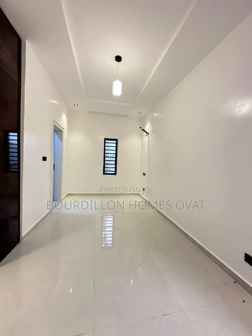 4bdrm Duplex in Ajah Lagos for sale in Ado / Ajah