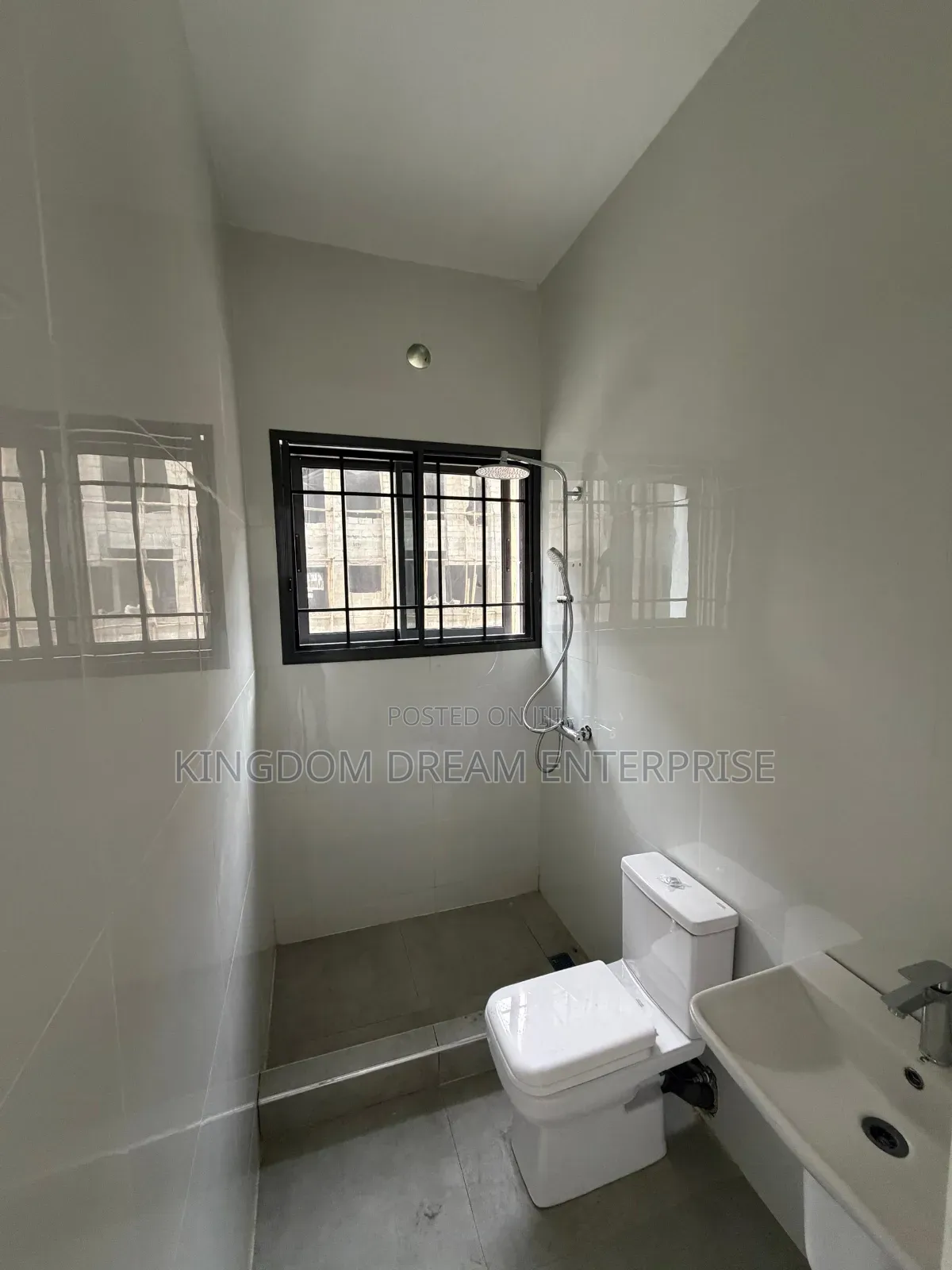 4bdrm Duplex in Lekki Phase 1 Lagos for rent in Lekki Phase 1