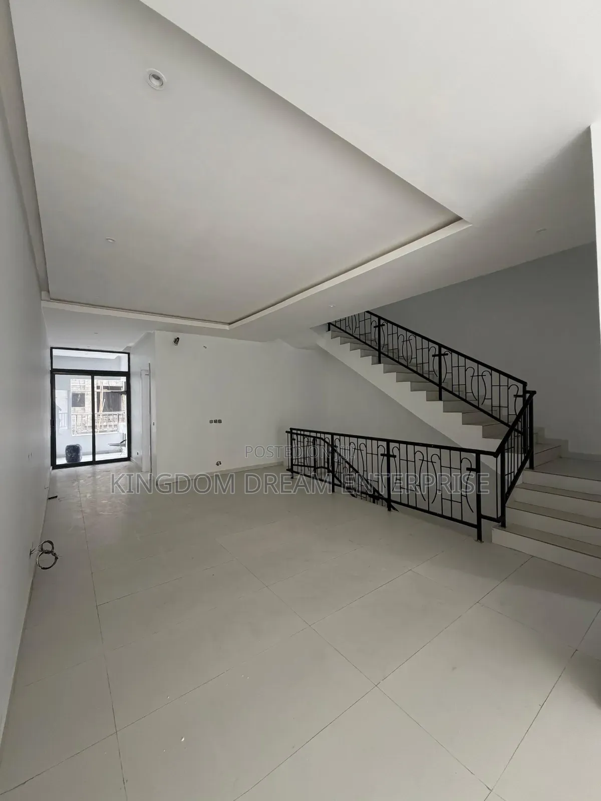 4bdrm Duplex in Lekki Phase 1 Lagos for rent in Lekki Phase 1