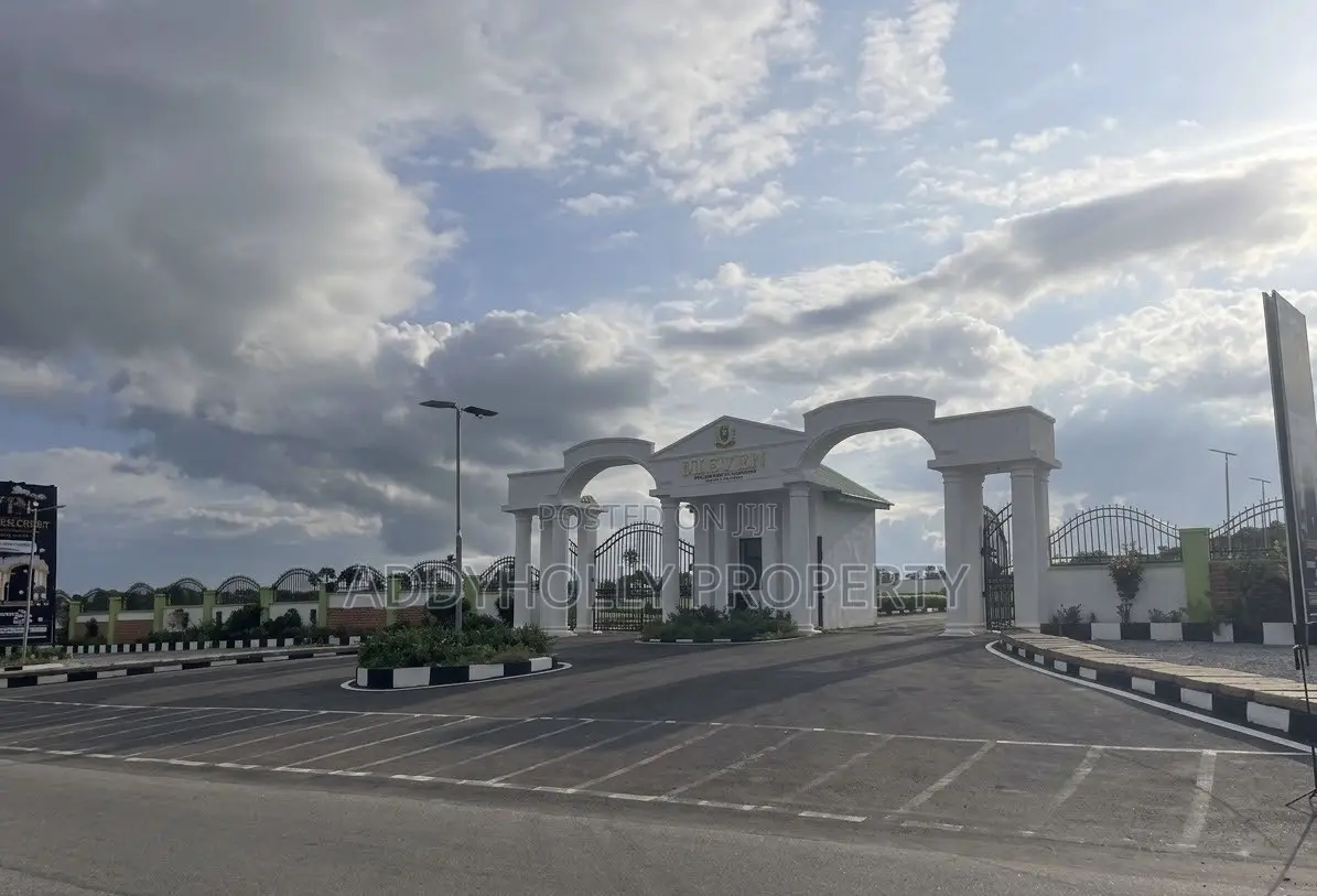 Plots of Land Along Iseyin Ibadan Expressway in Iseyin