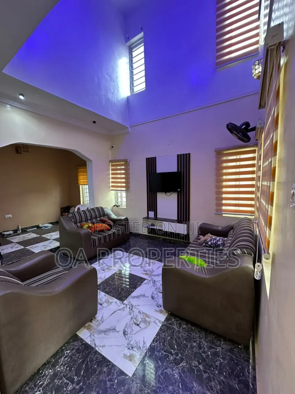 3bdrm Duplex in Ifesowapo Estate for sale in Akobo