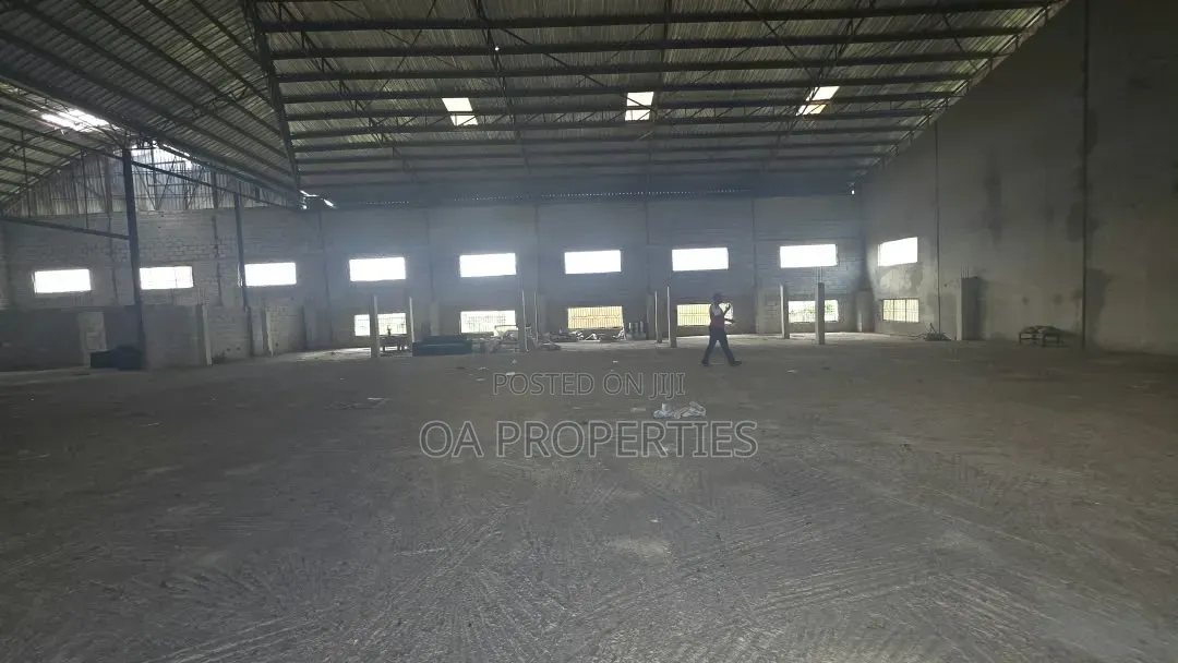 2 Acres Warehouse for Lease/Sale at Gurumaraji, Lagos-Ibadan Expressway in Akala Express