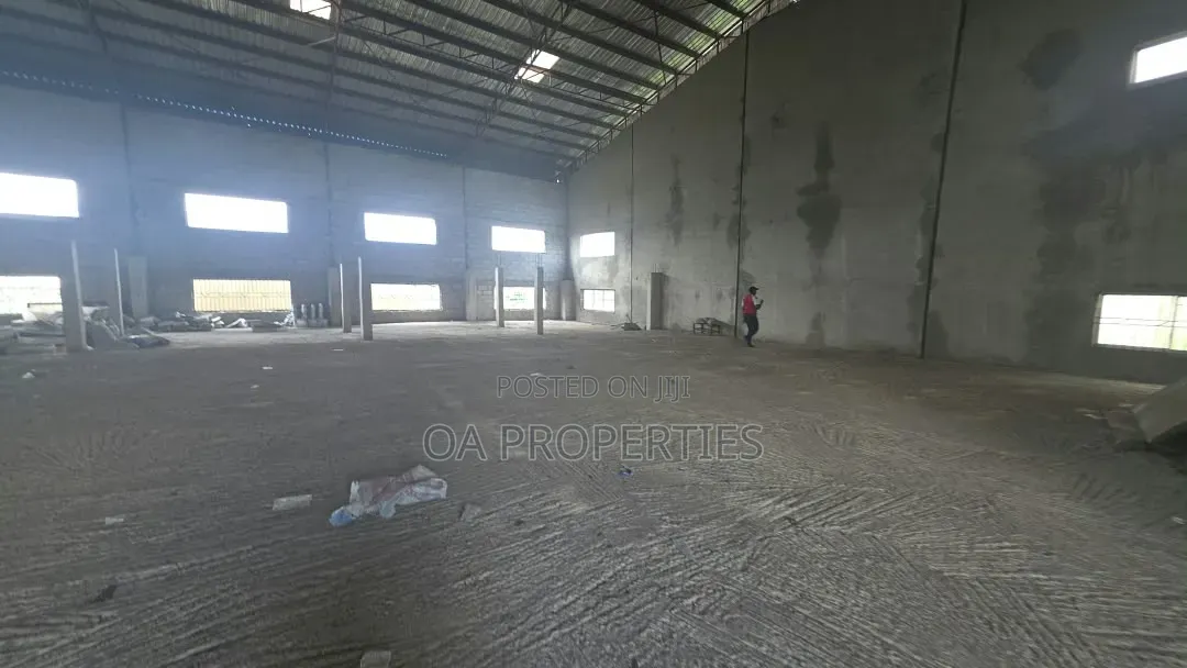 2 Acres Warehouse for Lease/Sale at Gurumaraji, Lagos-Ibadan Expressway in Akala Express