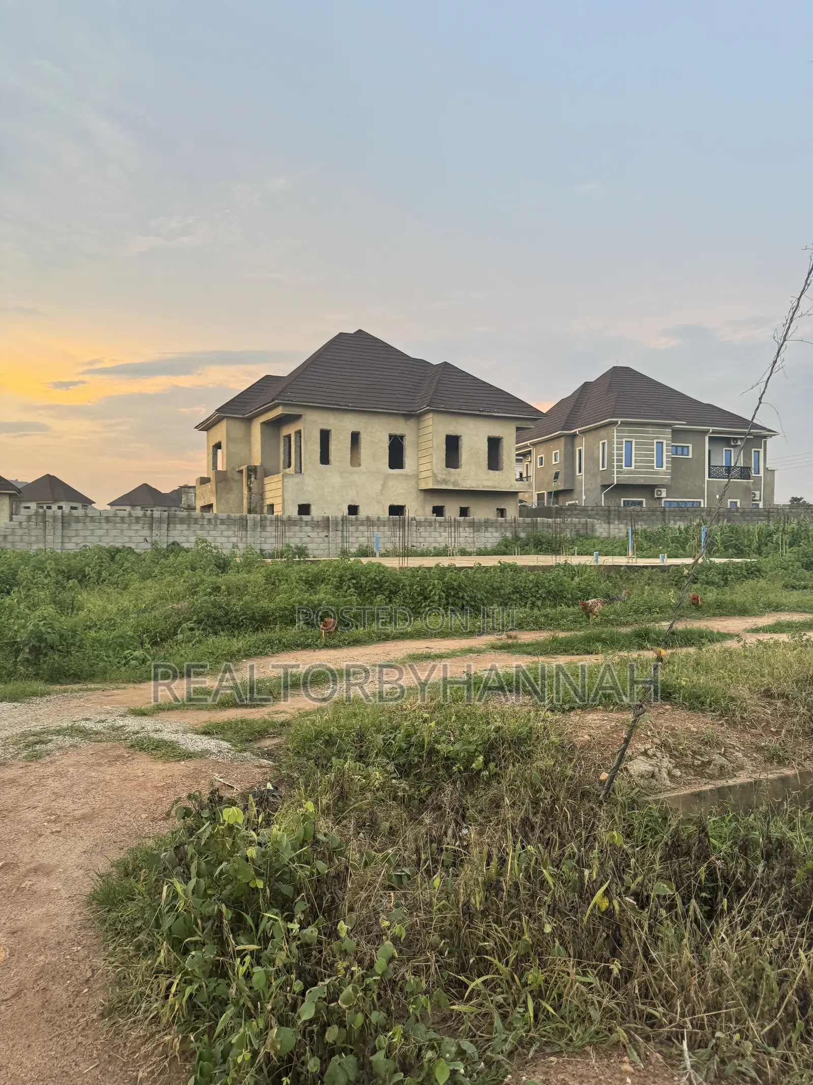 Estate Plot of 450sqm, for 4 Bedroom Stand Alone Duplex + Attached BQ in Kubwa