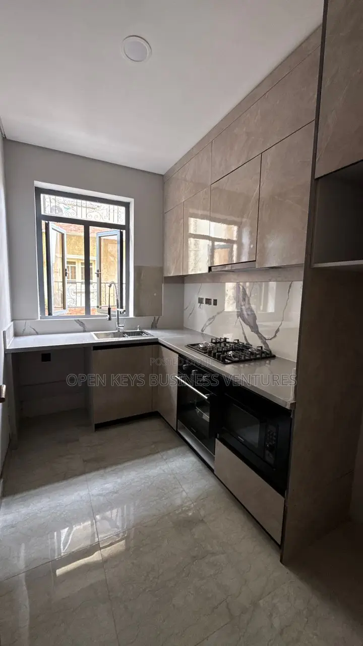 Furnished 2bdrm Apartment in Oral Estate, Ikota for sale in Ikota