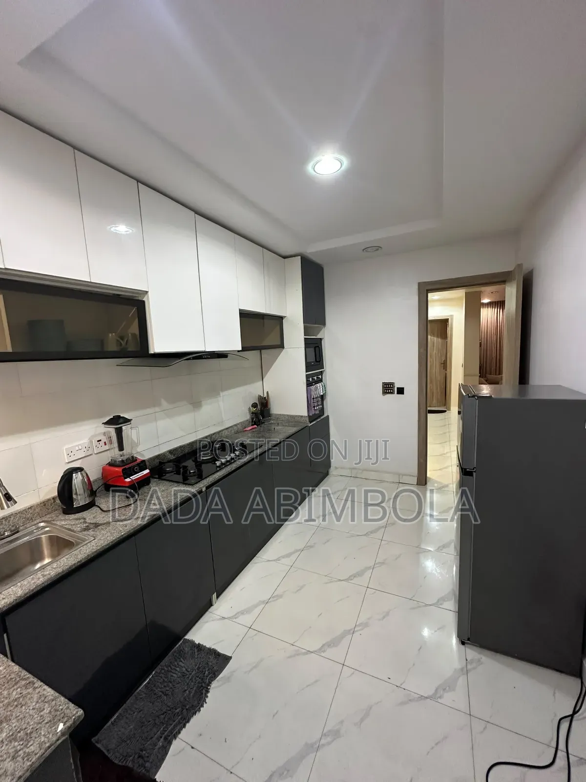 3bdrm Apartment in Ikate for sale in Ikate