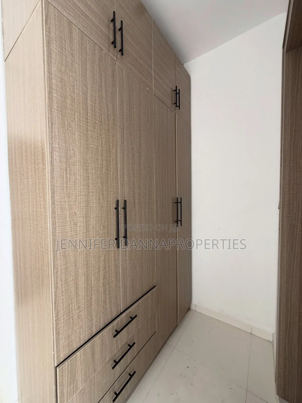 3bdrm Duplex in Sangotedo for sale in Sangotedo