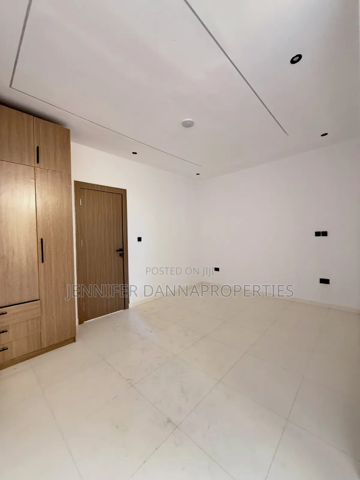 3bdrm Duplex in Sangotedo for sale in Sangotedo