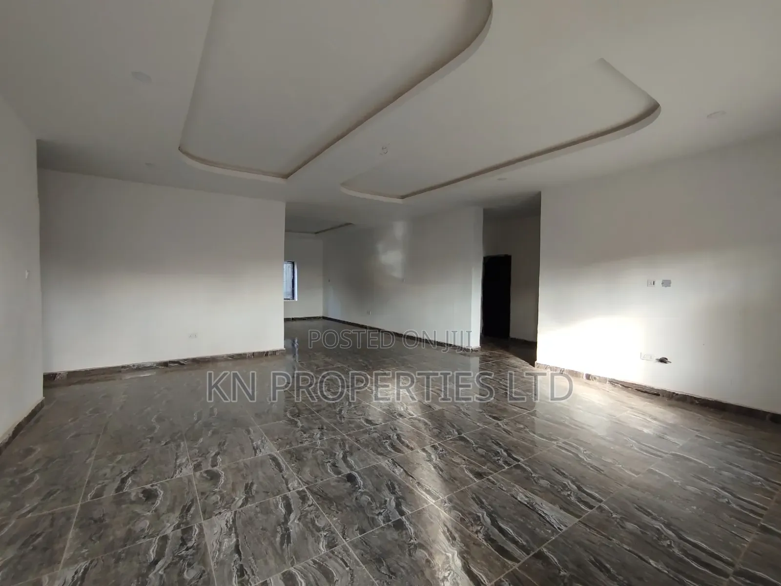 3bdrm Block of Flats in Kaura for rent in Kaura
