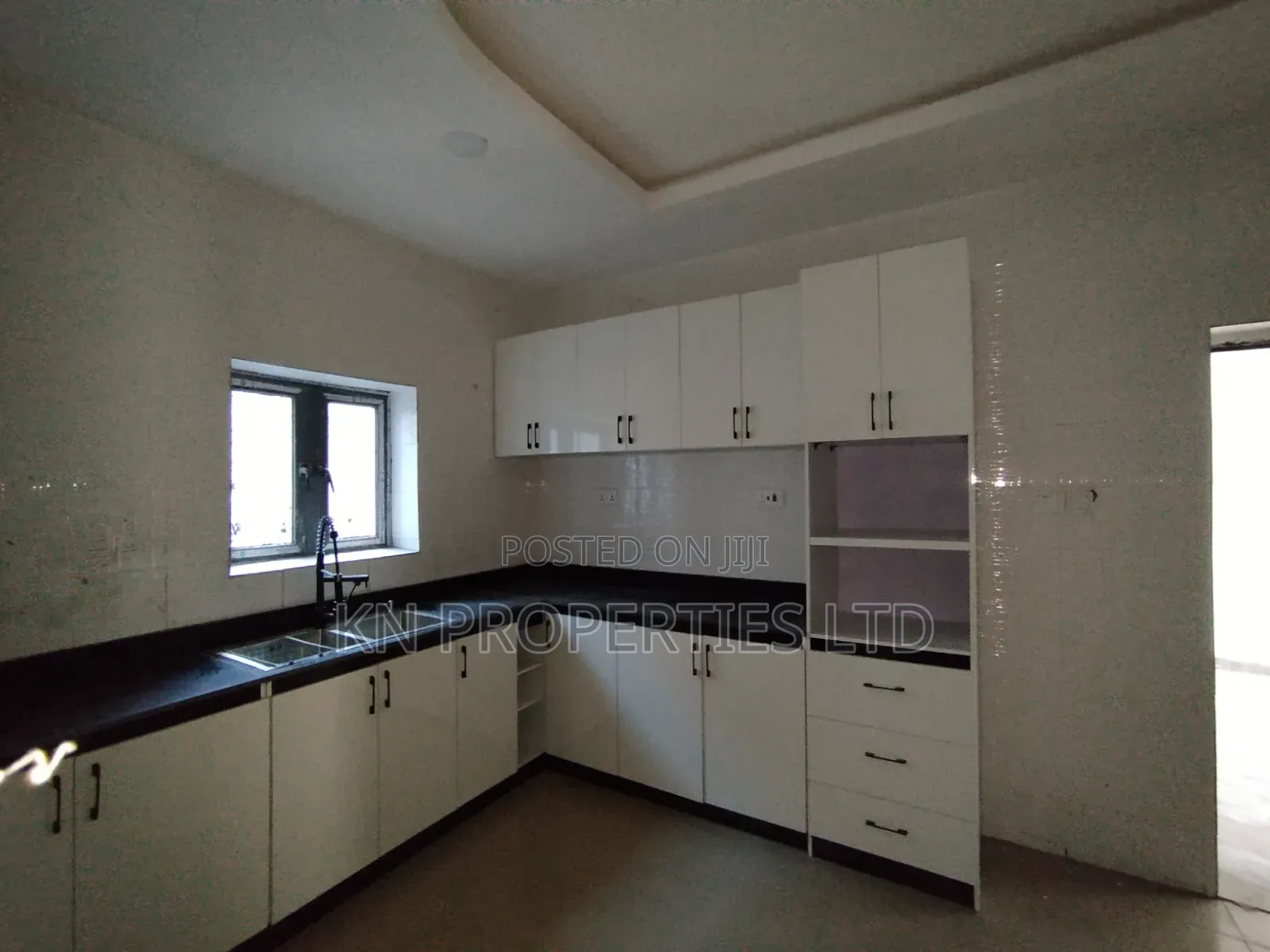 3bdrm Block of Flats in Kaura for rent in Kaura