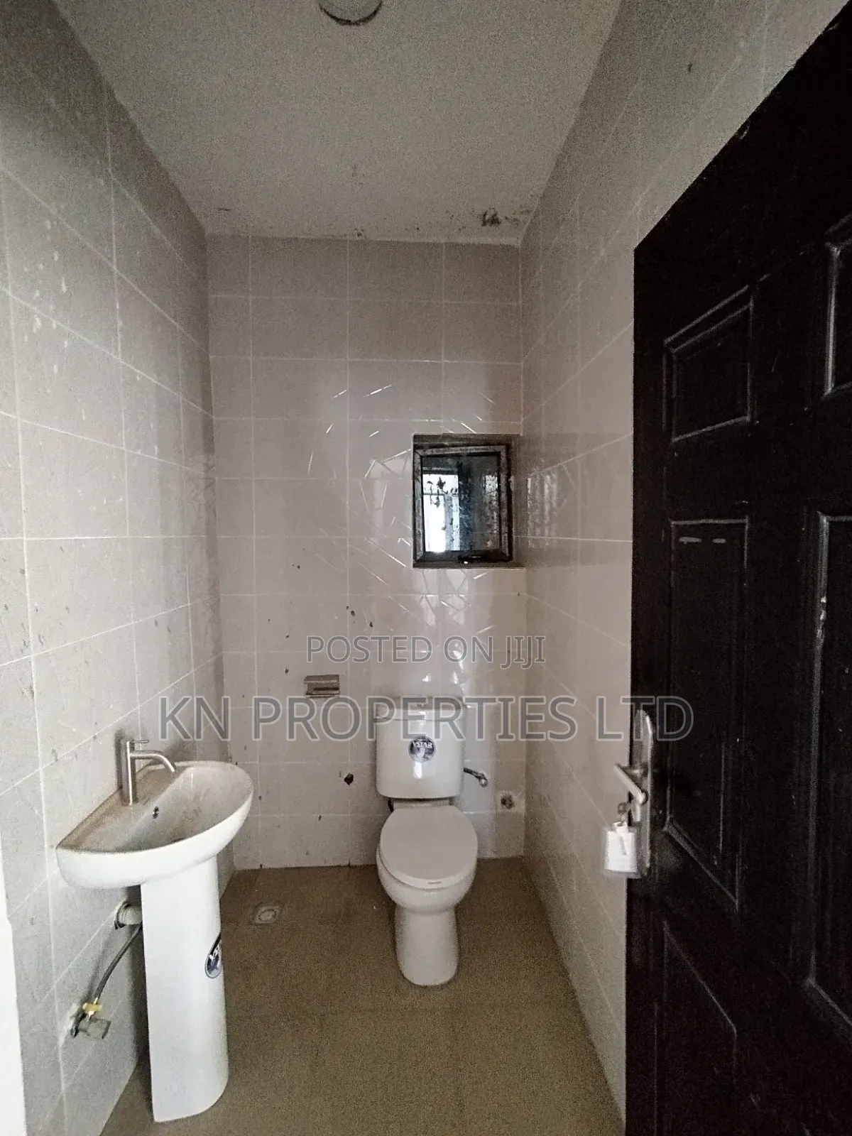 3bdrm Block of Flats in Kaura for rent in Kaura