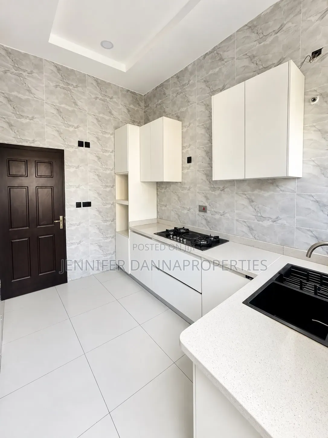 4bdrm Duplex in Sangotedo for sale in Sangotedo