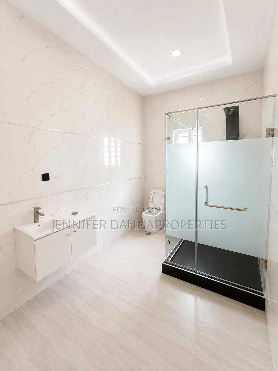 6bdrm Duplex in Sangotedo for sale in Sangotedo