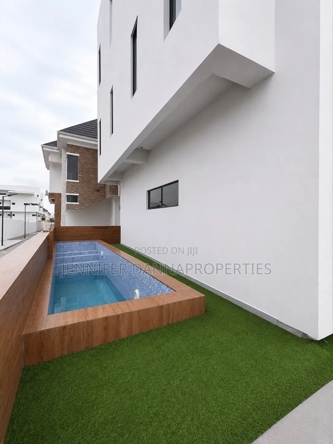 4bdrm Duplex in Sangotedo for sale in Sangotedo