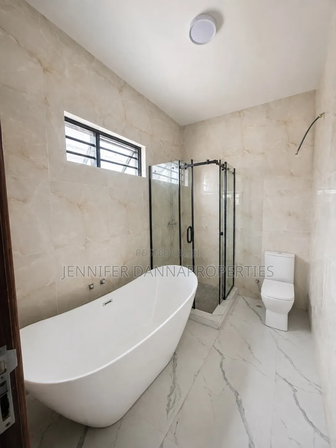 4bdrm Duplex in Sangotedo for sale in Sangotedo