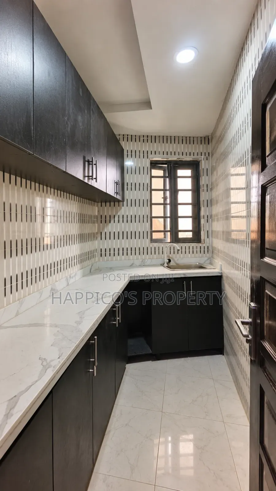 1bdrm Block of Flats in Ilaje, Bariga / Shomolu for rent in Bariga / Shomolu