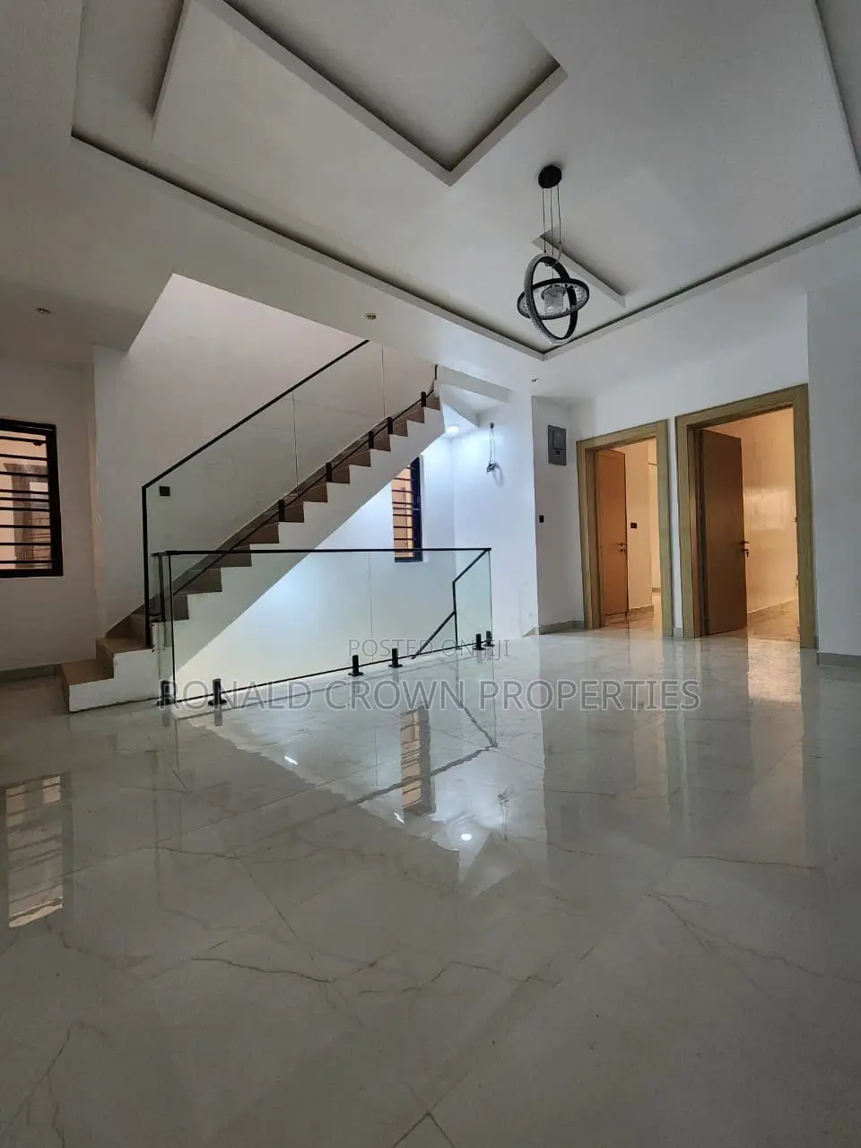 5bdrm Duplex in Opebi for sale in Opebi