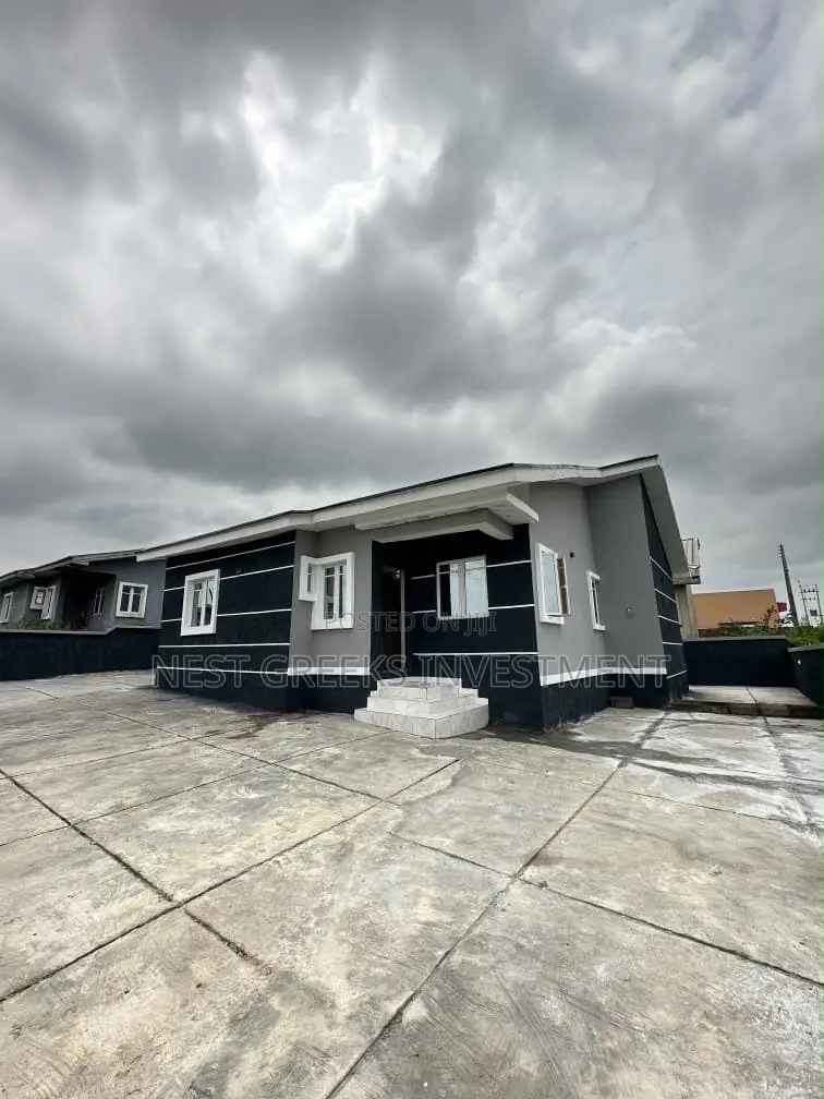 3bdrm Bungalow in Idishin for sale in Idishin