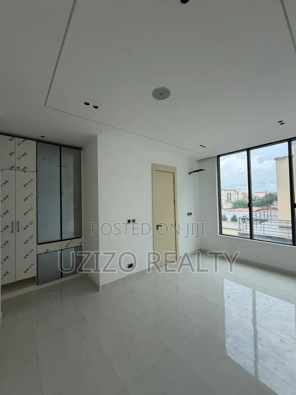 2bdrm Apartment in Ikate for sale in Ikate
