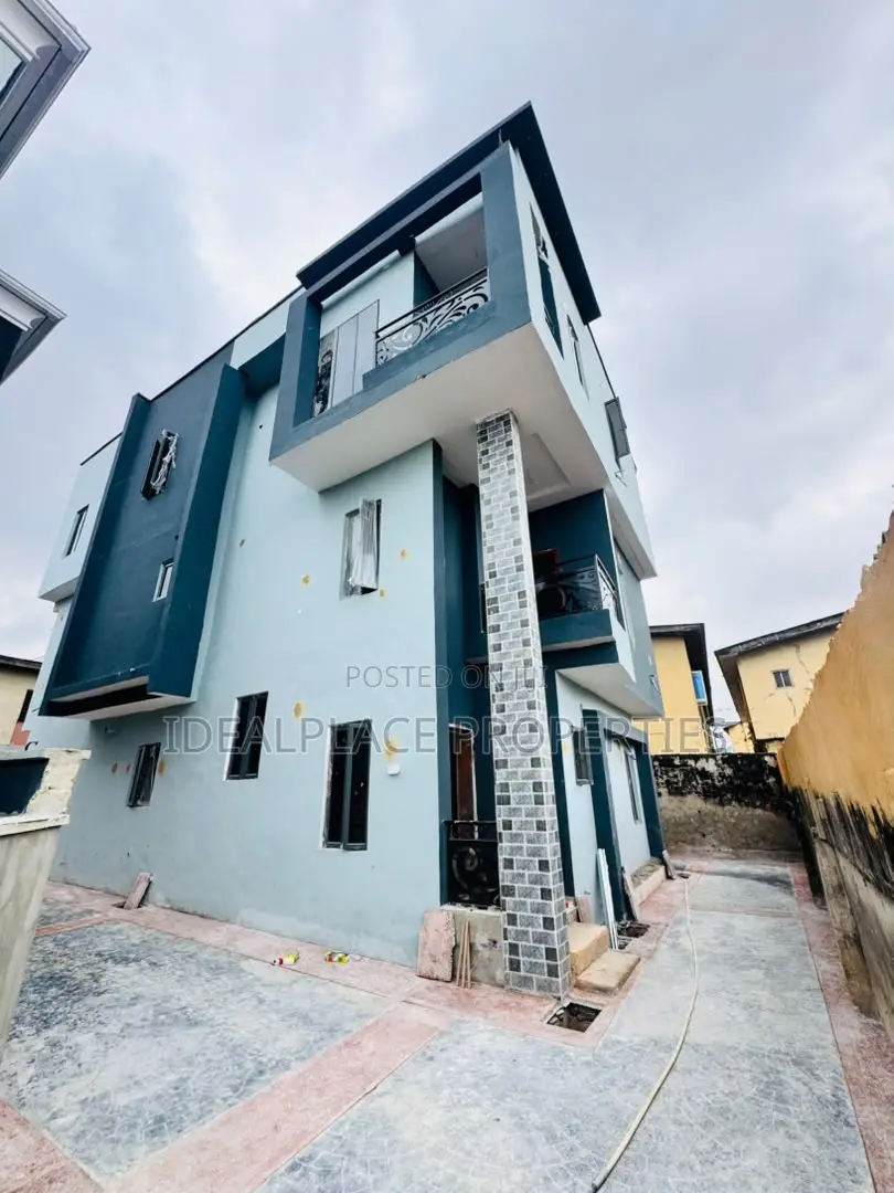 4bdrm Duplex in Ogba for sale in Ogba