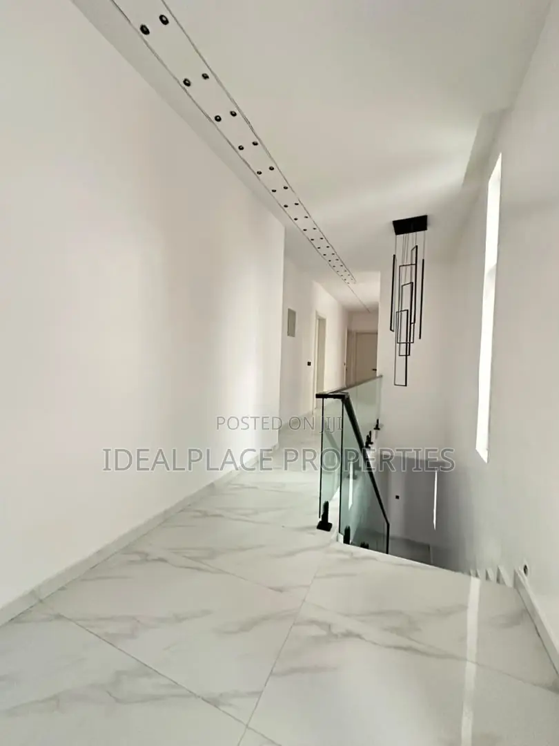 5bdrm Duplex in VGC / Ajah for sale in VGC / Ajah