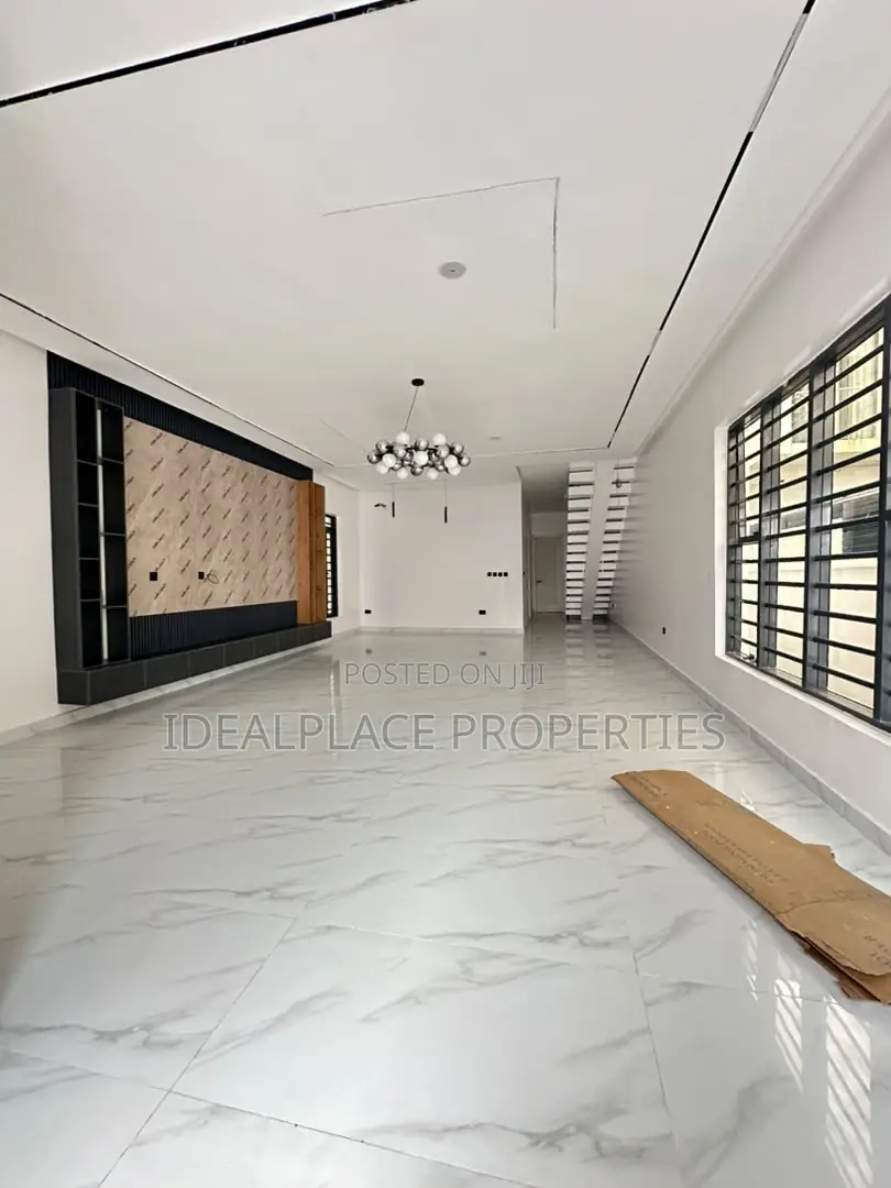 5bdrm Duplex in VGC / Ajah for sale in VGC / Ajah