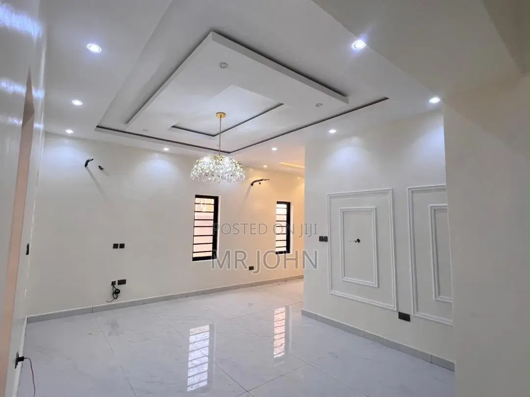 4bdrm House in Orchid Road Owo Pr, Lekki for rent in Lekki