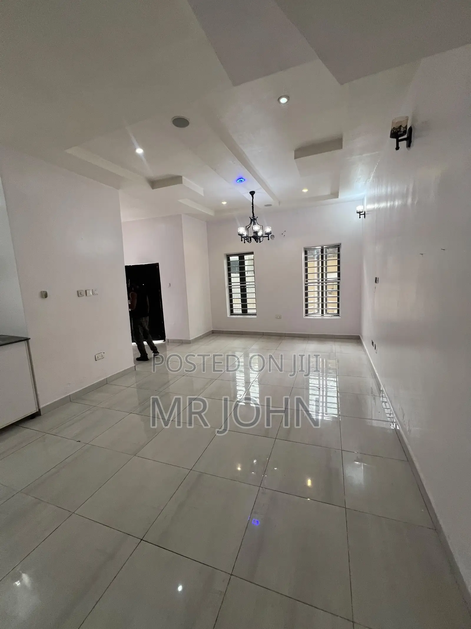 1bdrm Apartment in Orchid Road Owo Pr, Lekki for rent in Lekki