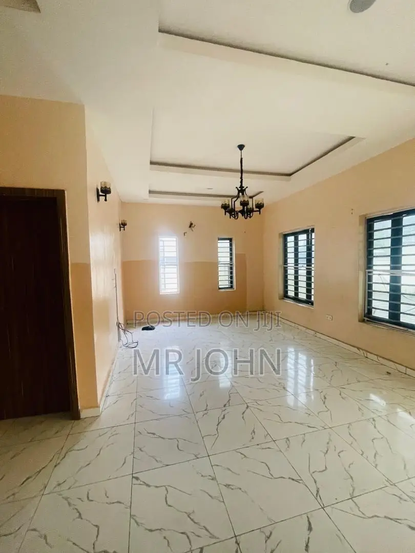 4bdrm Duplex in Orchid Road Owo Pr, Lekki for rent in Lekki
