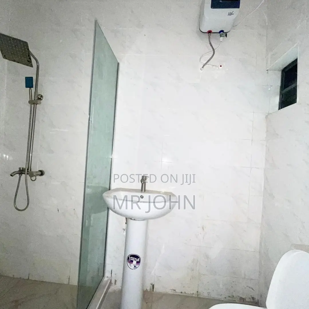 3bdrm Apartment in Ikota Villa, Lekki for rent in Lekki