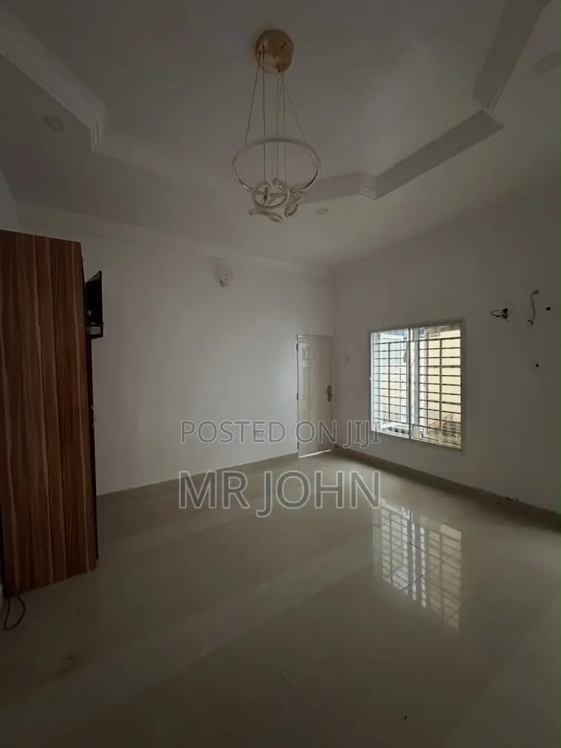 1bdrm Apartment in Lekki Phase 1 Owo Pr for rent in Lekki